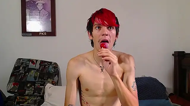 Snapshot of Twink_Temptation chatting on December 2025 06:45:01 PM Twink Temptation online show from December 2025 06:45:01 PM