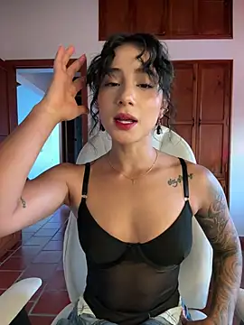 Ale Lewis online show from January 2026 10:14:02 PM