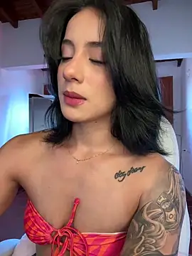 Ale Lewis online show from April 2026 09:56:01 PM