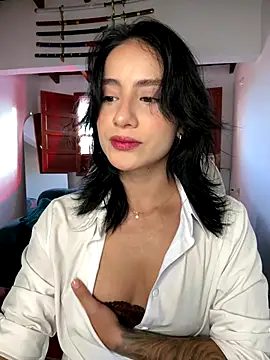 Ale Lewis online show from December 2025 10:10:02 PM