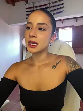 Ale Lewis online show from February 2026 09:03:02 PM