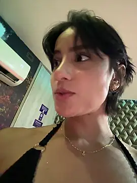 Ale Lewis online show from June 2026 07:36:01 PM