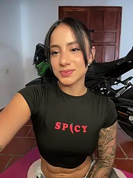 Ale Lewis online show from March 2026 07:48:02 PM