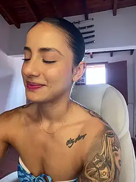 Ale Lewis online show from April 2026 02:10:02 PM