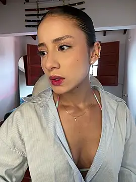 Ale Lewis online show from January 2026 02:12:01 PM