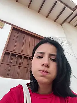 Snapshot of Ale_Lewis chatting on February 2025 09:20:02 PM Ale Lewis online show from February 2025 09:20:02 PM