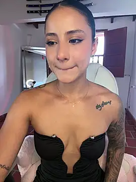 Ale Lewis online show from May 2026 09:07:02 PM