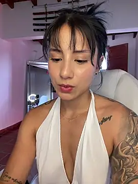 Ale Lewis online show from May 2026 09:07:01 PM