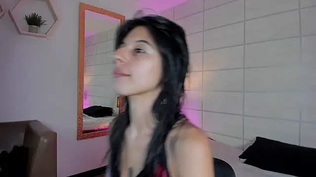 NanaRott online show from April 2026 08:37:02 PM