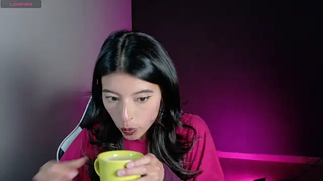 Snapshot of NanaRott chatting on July 2026 09:36:02 PM NanaRott online show from July 2026 09:36:02 PM