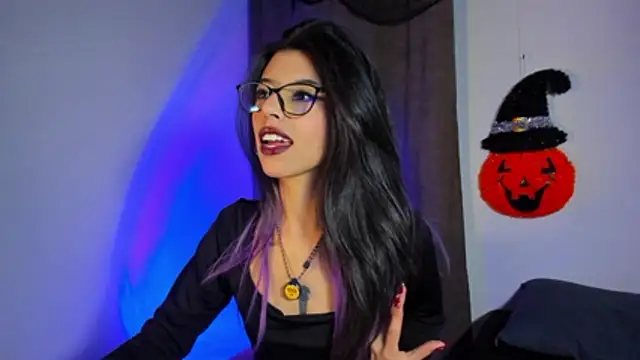 NanaRott online show from October 2025 02:36:02 AM