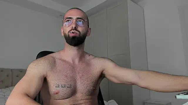 MichaelMasterss online show from June 2026 05:44:01 PM