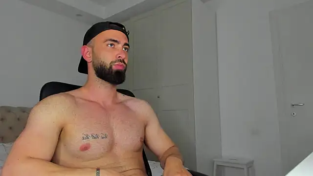 MichaelMasterss online show from May 2026 08:42:02 PM