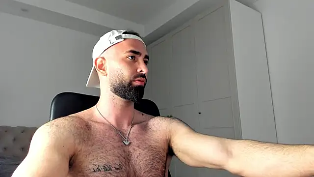 MichaelMasterss online show from April 2026 11:17:02 PM