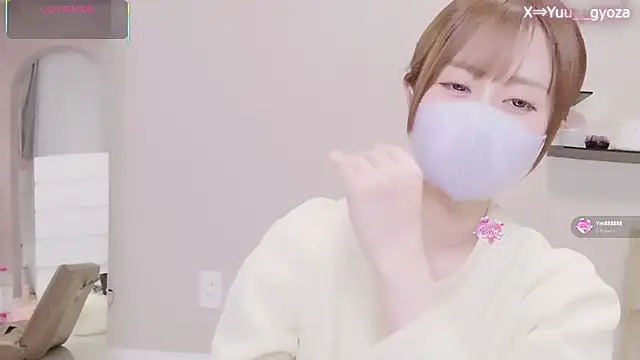 Yuu  k online show from March 2026 02:32:01 PM