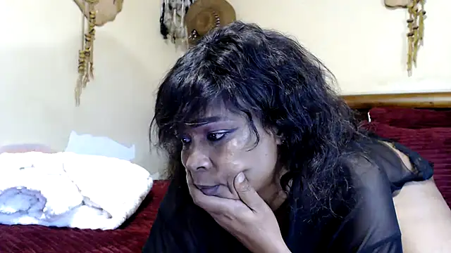 Snapshot of Gucci_Bx chatting on October 2025 11:42:02 AM Gucci Bx online show from October 2025 11:42:02 AM