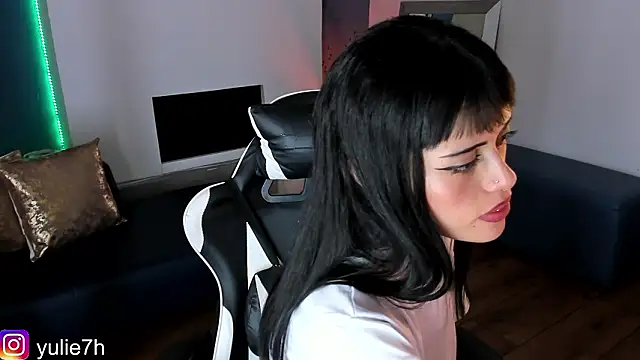  Jessy Moon  online show from March 2026 07:39:01 PM