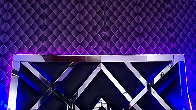 victoriaa lee  online show from September 2025 07:20:02 PM