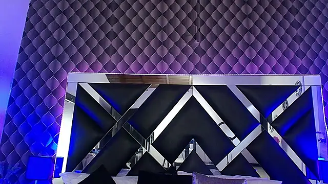 victoriaa lee  online show from November 2025 07:25:02 PM