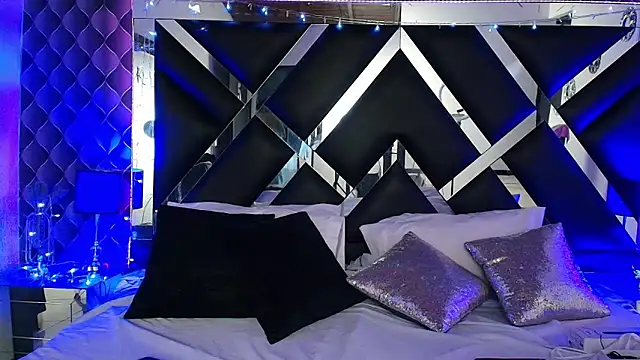 victoriaa lee  online show from March 2026 07:37:01 PM