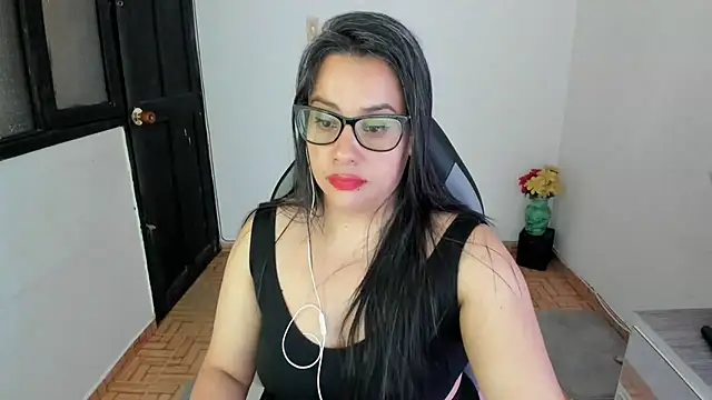 Snapshot of smile_sweetpao chatting on March 2025 06:47:02 AM smile sweetpao online show from March 2025 06:47:02 AM