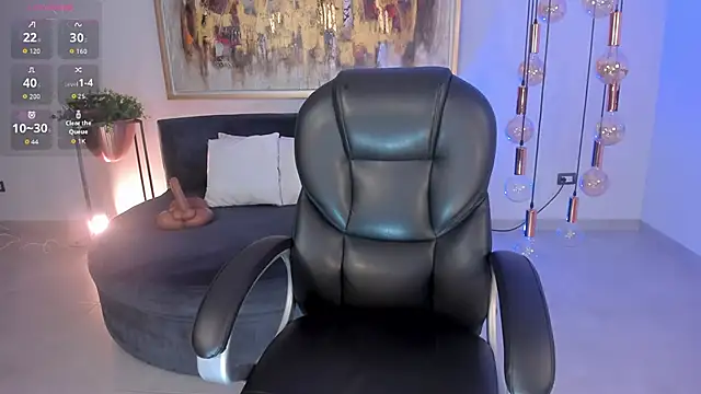 RenataReyes online show from May 2026 11:55:01 PM