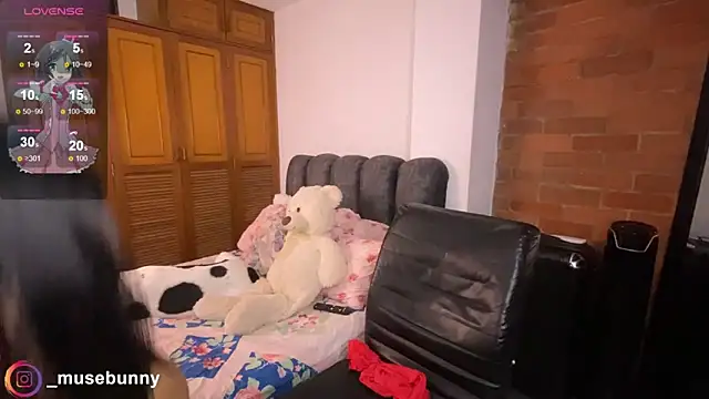 Snapshot of Daddysweeeetbody chatting on November 2025 11:41:01 PM Daddysweeeetbody online show from November 2025 11:41:01 PM