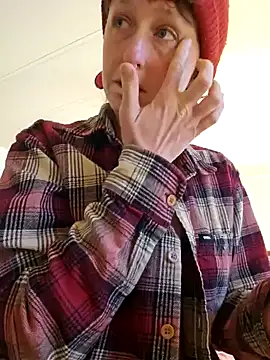 mossy kiss online show from December 2024 03:02:02 PM