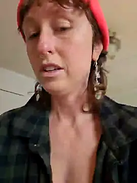 mossy kiss online show from January 2025 03:32:02 PM