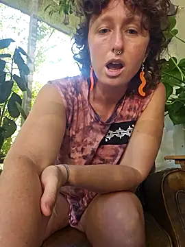 mossy kiss online show from September 2025 03:13:01 PM