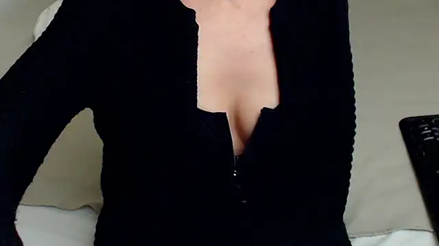 AylyneRichards online show from October 2025 04:54:01 AM