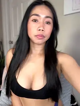 JazzieXo online show from April 2026 07:20:02 PM