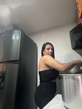 saaalome 1 online show from February 2025 07:17:01 PM