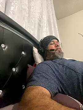 Cristian-Brayan online show from November 2025 12:27:01 PM