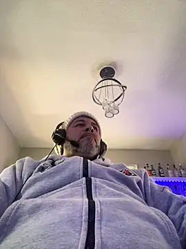 Cristian-Brayan online show from February 2026 06:16:02 PM