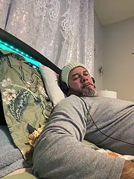 Cristian-Brayan online show from February 2026 11:26:01 PM