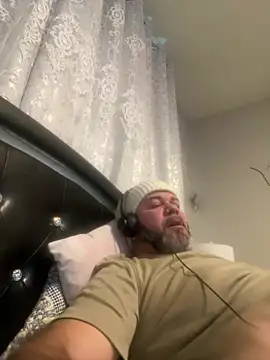 Cristian-Brayan online show from January 2026 04:25:01 PM