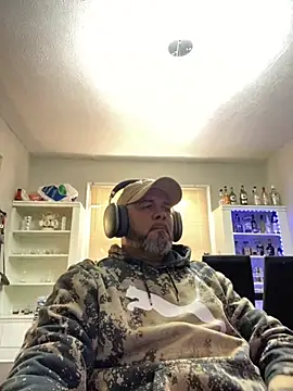 Cristian-Brayan online show from October 2025 04:08:02 PM
