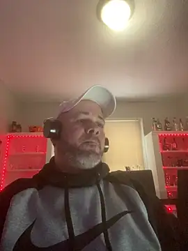 Cristian-Brayan online show from February 2025 01:35:02 PM