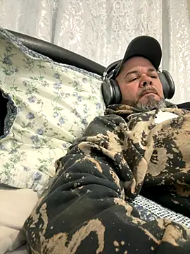 Cristian-Brayan online show from November 2025 11:15:01 AM