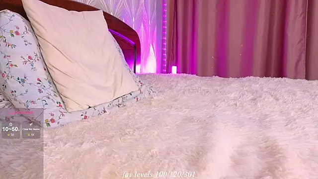 katyskinny online show from November 2025 01:05:02 PM