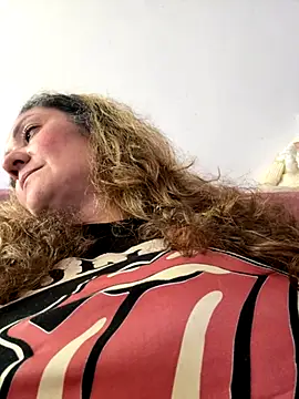 gabiTetas online show from November 2025 07:36:01 PM