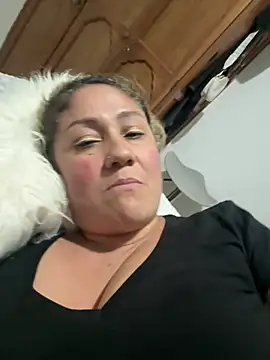 gabiTetas online show from May 2026 08:06:03 PM