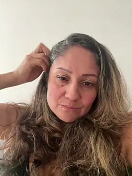 gabiTetas online show from March 2026 07:29:02 PM