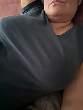 gabiTetas online show from November 2025 08:31:01 PM