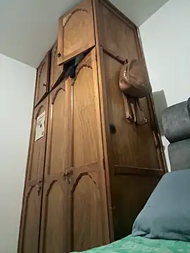 gabiTetas online show from September 2025 07:43:02 PM