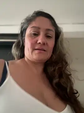 gabiTetas online show from April 2026 09:10:01 PM