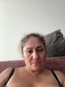 Snapshot of gabiTetas chatting on July 2026 08:00:01 PM gabiTetas online show from July 2026 08:00:01 PM