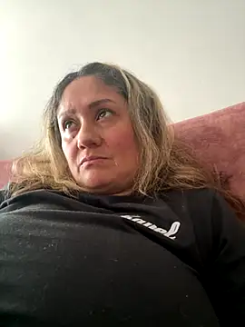 gabiTetas online show from October 2025 08:33:02 PM