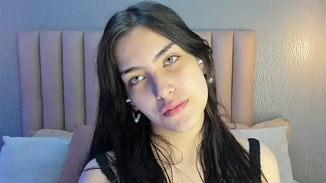 Snapshot of Alexa_Thaylor_ chatting on September 2025 01:28:02 PM Alexa Thaylor online show from September 2025 01:28:02 PM